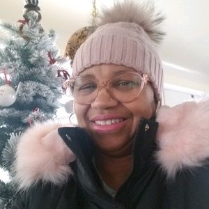 Meet your Posher, Delecia